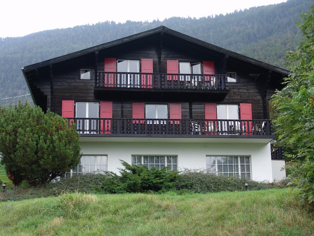 Chalet Esher Surrey Ried-Brig Exterior foto