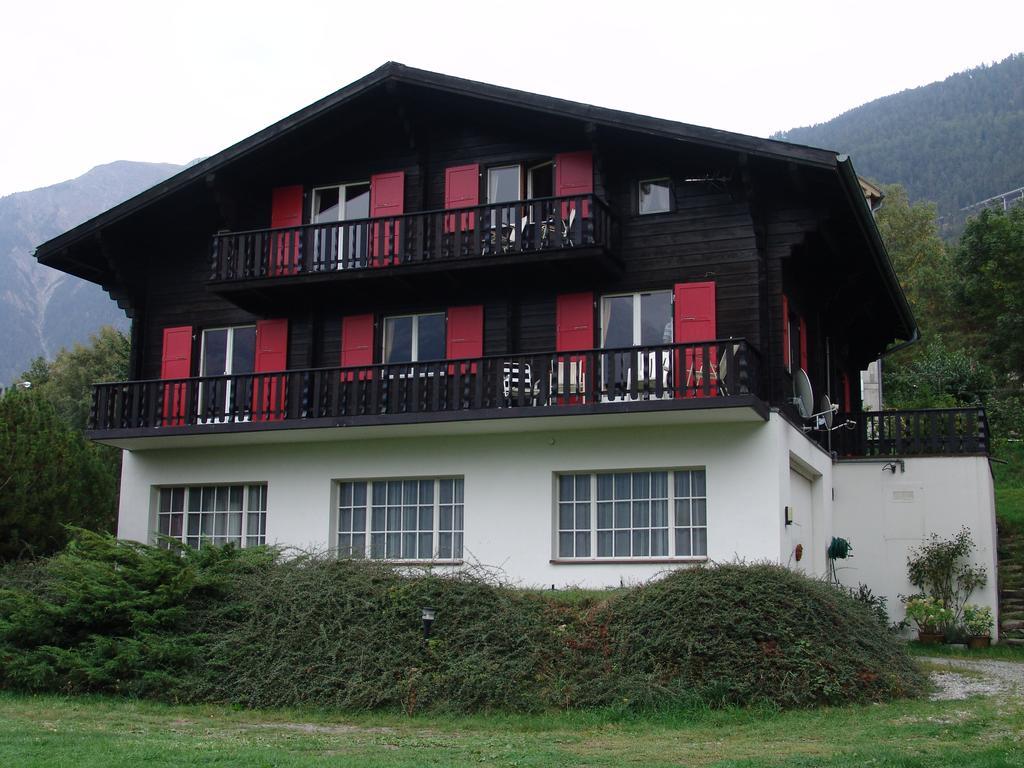 Chalet Esher Surrey Ried-Brig Exterior foto